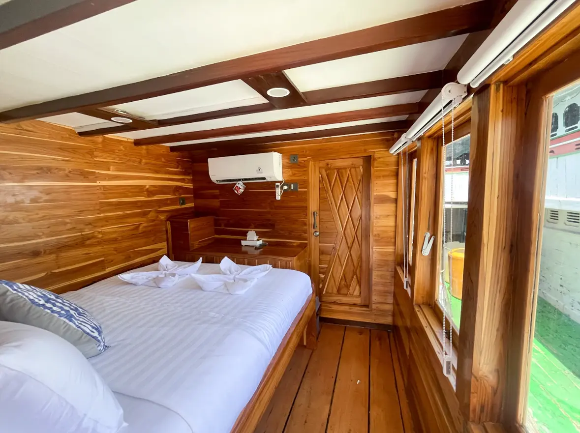 Deluxe-ocean-mirabel-1