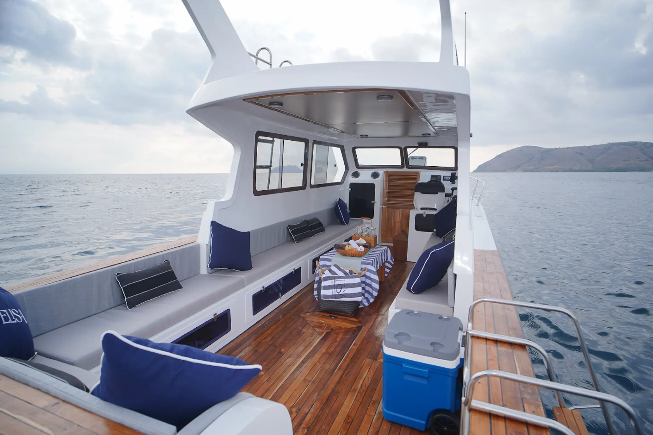 Elisa-Speedboat-6