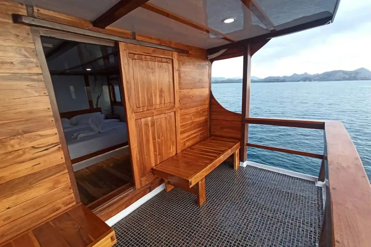 Master-Suite-Cabin-4