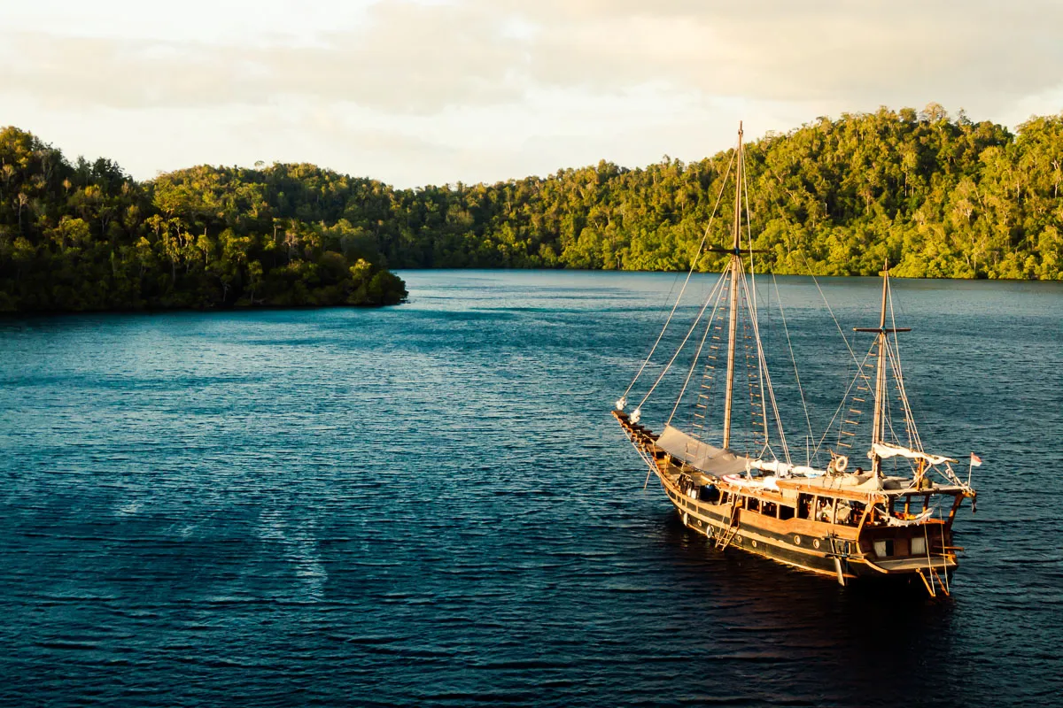 10 Local Dishes to Try in Lombok: A Culinary Journey Through the Island