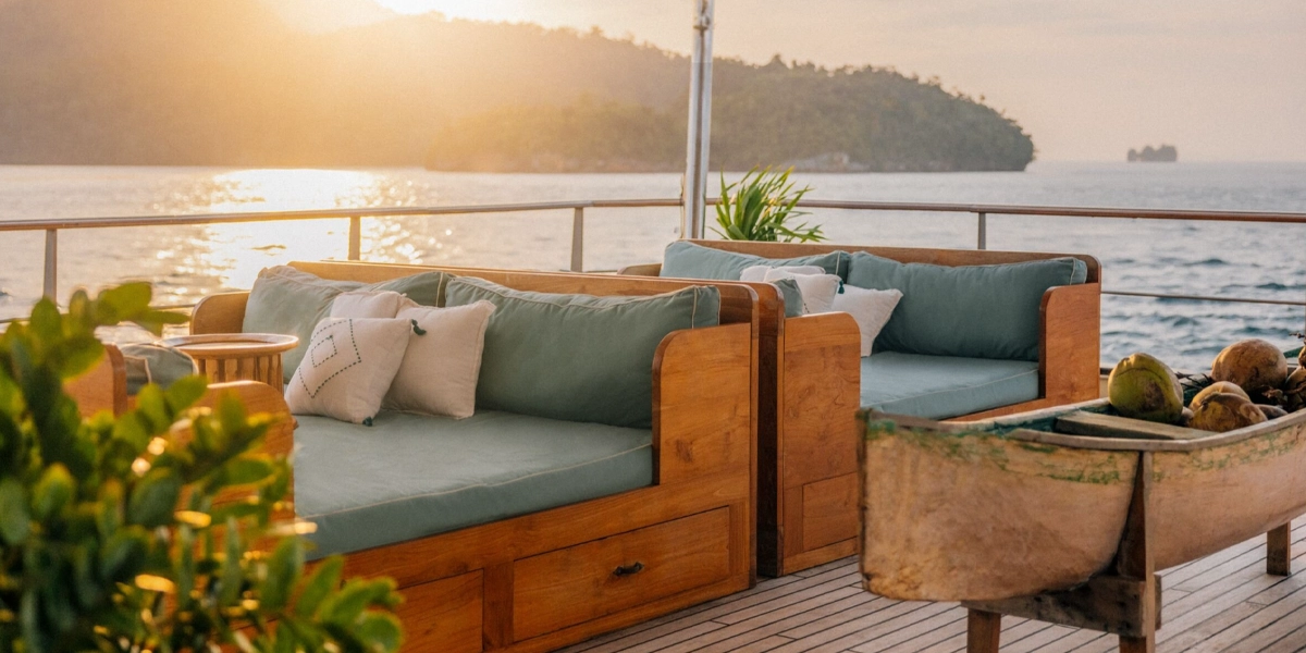 kudanil-explorer-deck-3