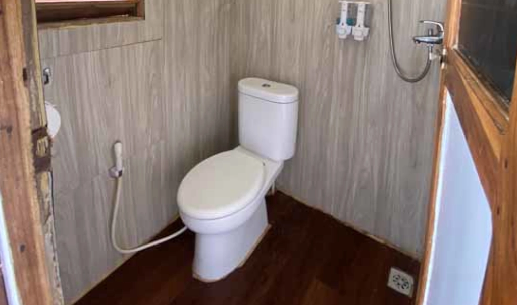 Private-Cabin-Sip-Liveaboard-b